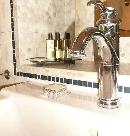 فندق مبيت وإفطار Demeure Valeau Du Rivage Luçon
